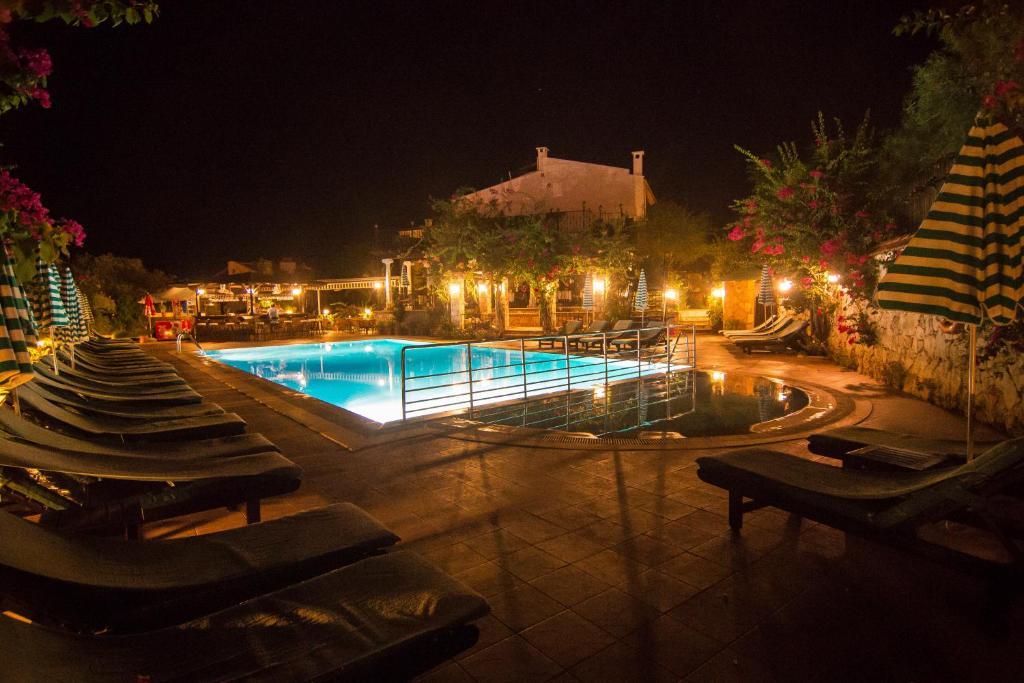 Meldi Hotel Калкан Екстериор снимка